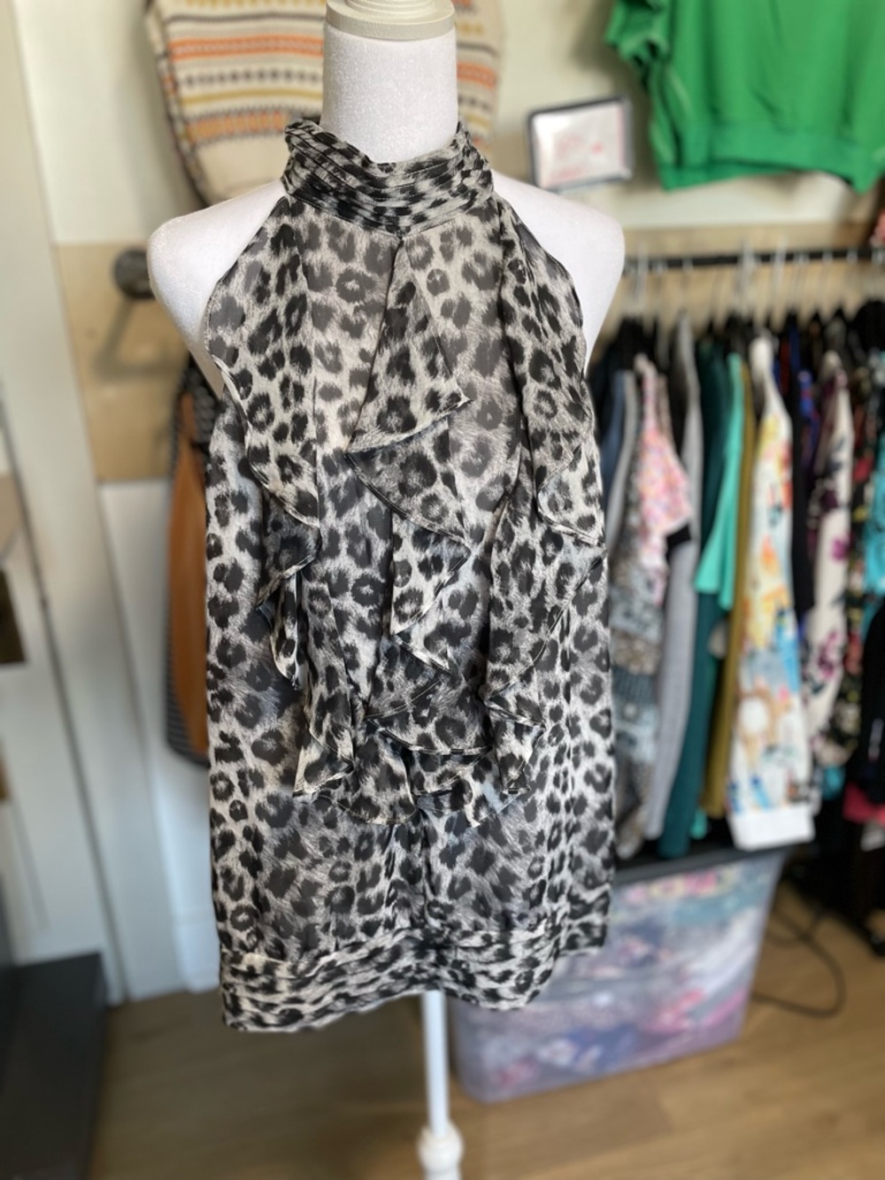 Apt. 9 Black & Gray Leopard Print Halter Top